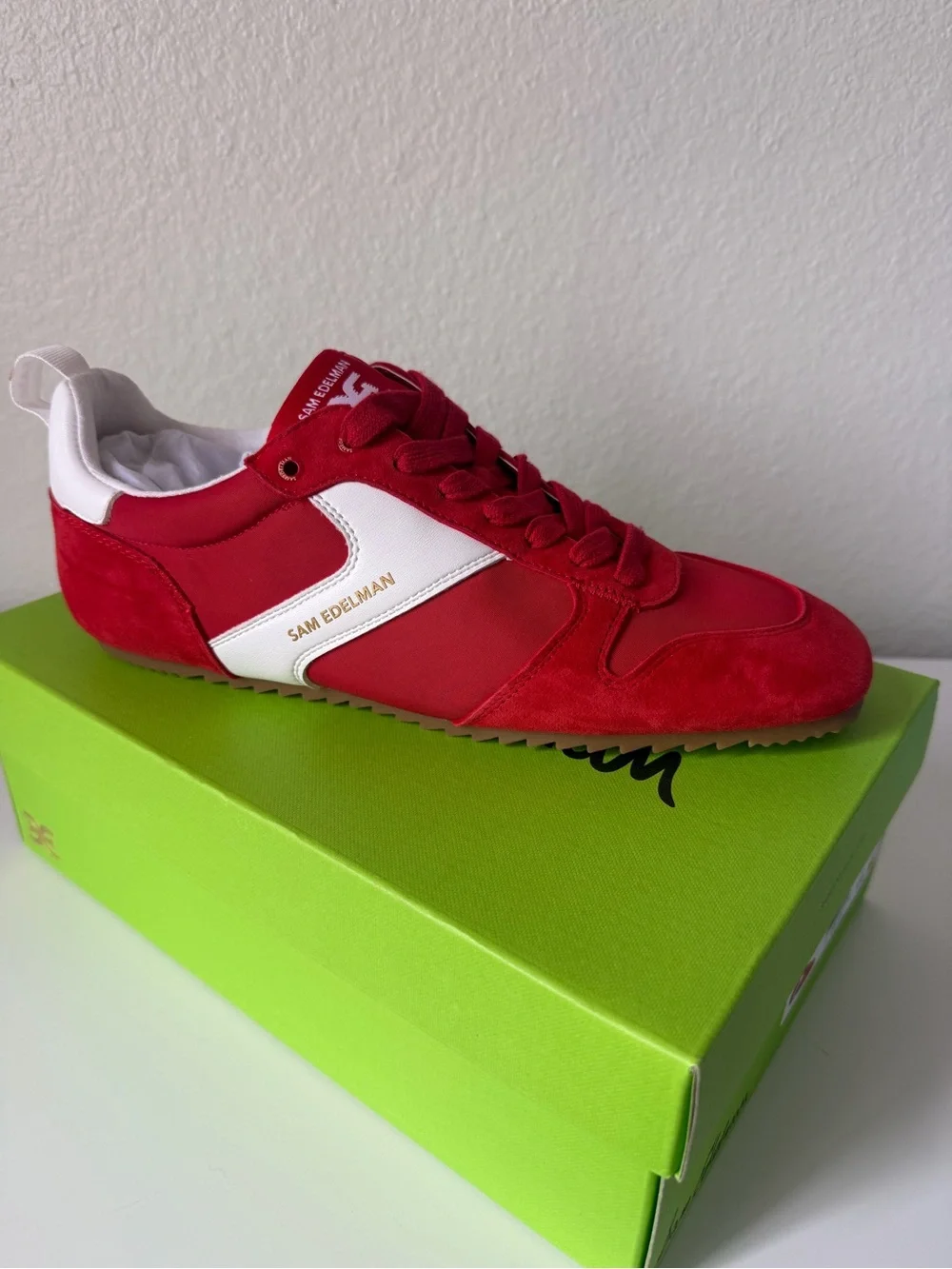 Sam Edelman Sneaker women size 9.5 new